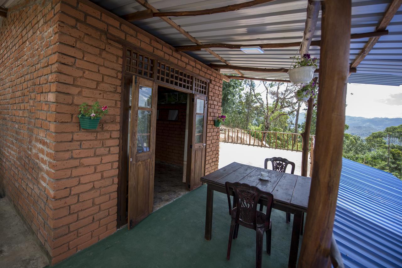 Apurvi Homestay Ella Kültér fotó